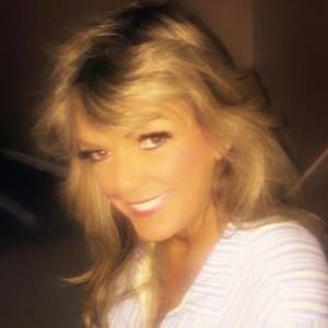 Meet your Posher, Beverly